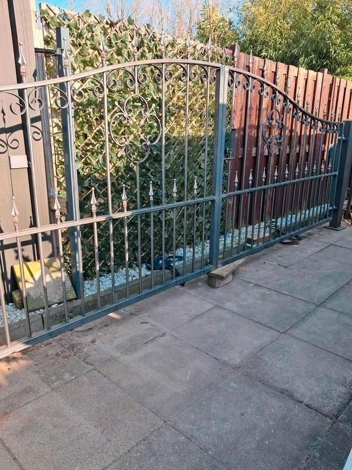 Sierpoort 540cm Breed 165cm hoog! Zeer goede staat Tuinpoort, Tuin en Terras, Tuinpoorten, Zo goed als nieuw, Draaipoort, IJzer