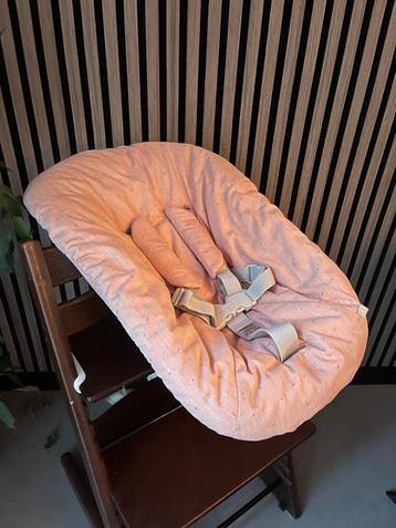 Stokke Tripp Trapp newborn set coral confetti nieuwe model beschikbaar voor biedingen