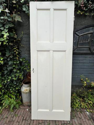 Oude paneeldeur 1922 beschikbaar voor biedingen