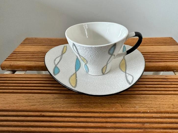 Vintage theekopje v.d. Stenen Kater., Antiek en Kunst, Antiek | Servies los, Ophalen