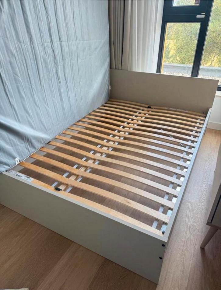 Ikea bed + kast (GURSKEN) zo goed als nieuw!!, Huis en Inrichting, Slaapkamer | Bedden, Zo goed als nieuw, Tweepersoons, 140 cm