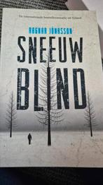 Sneeuwblind - Ragnar Jonasson, Ophalen of Verzenden, Zo goed als nieuw, Nederland