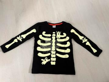Kiki & Koko Halloween Shirt Maat 104 beschikbaar voor biedingen