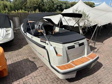 Corsiva 650 Tender Vaarklaar suzuki 30pk beschikbaar voor biedingen