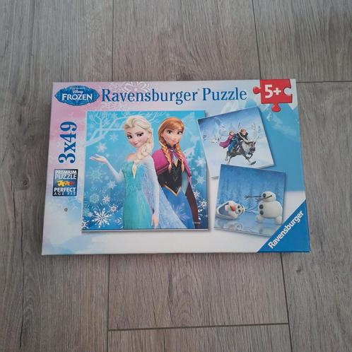 Ravensburger Disney Frozen puzzel 3x49 stukjes, Kinderen en Baby's, Speelgoed | Kinderpuzzels, Zo goed als nieuw, 10 tot 50 stukjes