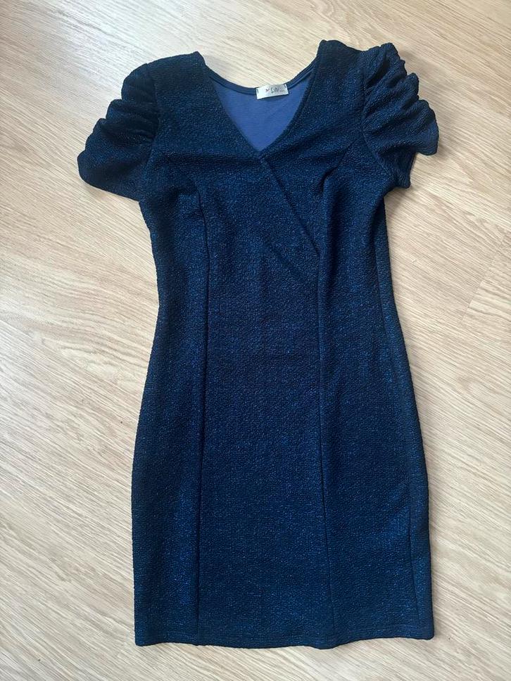 Mooie blauwe jurk, Kleding | Dames, Jurken, Zo goed als nieuw, Maat 38/40 (M), Blauw, Boven de knie, Ophalen of Verzenden