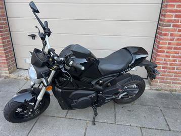 Elektrische scooter beschikbaar voor biedingen