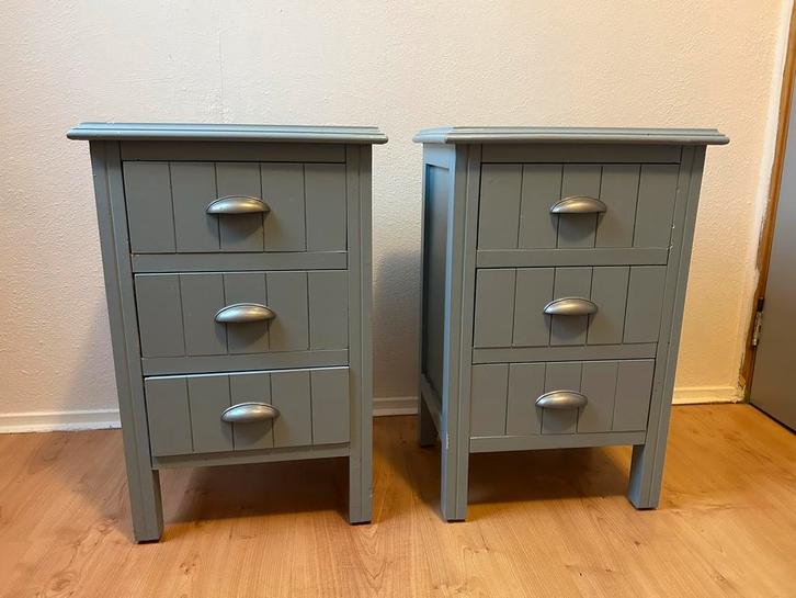 2 Landelijke Nachtkastjes Hout - 3 Lades, Huis en Inrichting, Slaapkamer | Nachtkastjes, Gebruikt, 55 tot 70 cm, Minder dan 45 cm