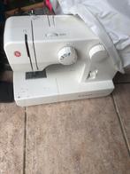 Singer naaimachine, Hobby en Vrije tijd, Naaimachines en Toebehoren, Ophalen of Verzenden, Zo goed als nieuw, Singer