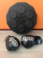 Boxing machine met bokshandschoenen, Ophalen of Verzenden, Zo goed als nieuw, Bokshandschoenen