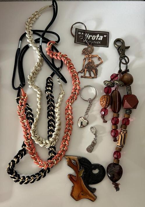 Kastopruiming ... pakketje van 8 items divers leuk !!!!, Sieraden, Tassen en Uiterlijk, Overige Accessoires, Gebruikt, Verzenden