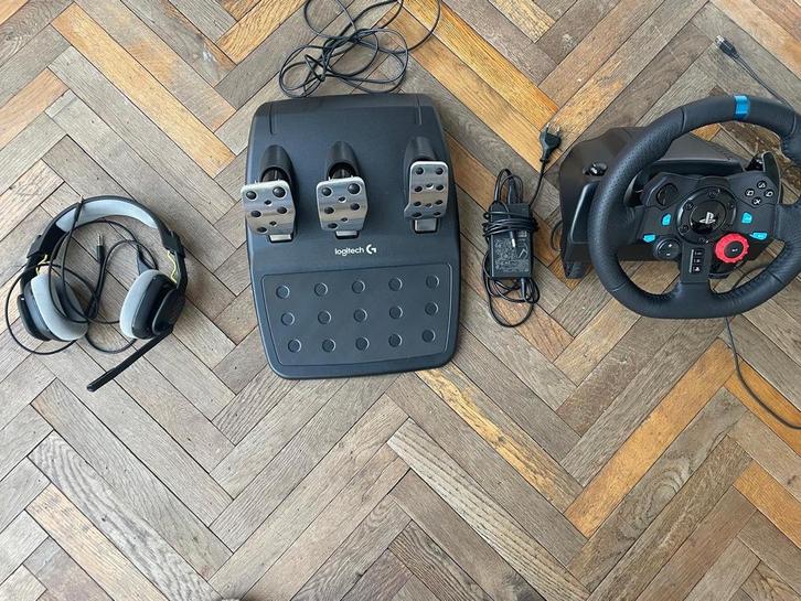 Logitech G29 Racing Stuur PS5/PS4/PC met headset, Spelcomputers en Games, Spelcomputers | Overige, Zo goed als nieuw, Ophalen