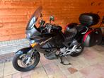 Honda varadero xl1000v black edition, Motoren, Motoren | Honda, 2 cilinders, Sportuitlaat, Particulier, Toermotor