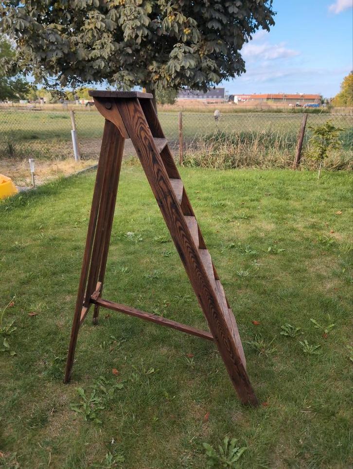 Vintage Houten Trapje / Ladder - 6 Treden, Antiek en Kunst, Curiosa en Brocante, Ophalen of Verzenden
