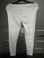 Witte legging met rip gaatjes gedragen, Legging, Maat 36/38 (S), Wit, Ophalen of Verzenden