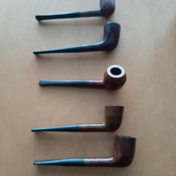 Collectie van 5 Pijpen + Pijpenstandaard beschikbaar voor biedingen