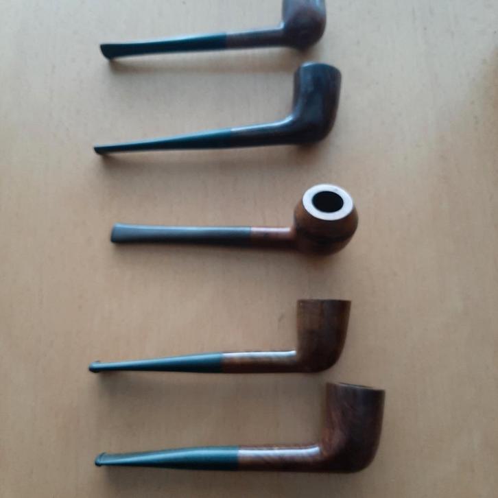 Collectie van 5 Pijpen + Pijpenstandaard, Verzamelen, Rookartikelen, Aanstekers en Luciferdoosjes, Zo goed als nieuw, (Water)pijp