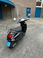 Vespa LX50 2takt, Fietsen en Brommers, Vespa LX, Gebruikt, Ophalen