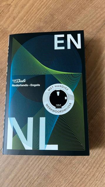 Van Dale Pocketwoordenboek Nederlands-Engels beschikbaar voor biedingen