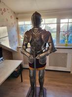 Decoratief ridder harnas op standaard, Antiek en Kunst, Ophalen
