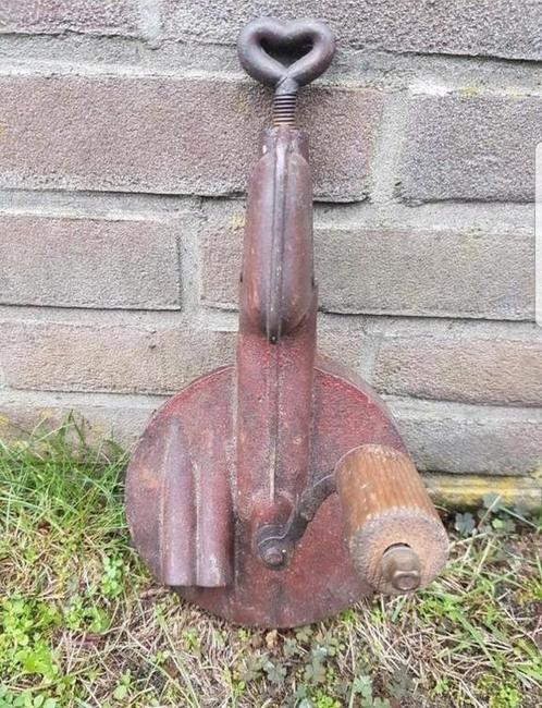 Prachtige antieke bonensnijder prachtig in landelijke keuken, Antiek en Kunst, Antiek | Keukenbenodigdheden, Ophalen of Verzenden