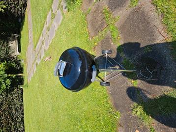 Weber bbq beschikbaar voor biedingen