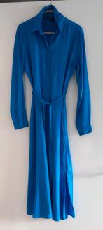 Fel blauwe satijn(achtige) jurk Stradivarius maat M, Kleding | Dames, Jurken, Maat 38/40 (M), Blauw, Ophalen of Verzenden, Zo goed als nieuw
