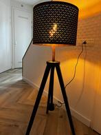 Vloerlamp (drie poot) met dim functie, Huis en Inrichting, Ophalen of Verzenden, Zo goed als nieuw
