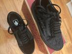 Nieuwe Zwarte Velvet Vans Old Skool - Maat 38.5, Kleding | Dames, Schoenen, Verzenden, Nieuw, Zwart, Sneakers of Gympen