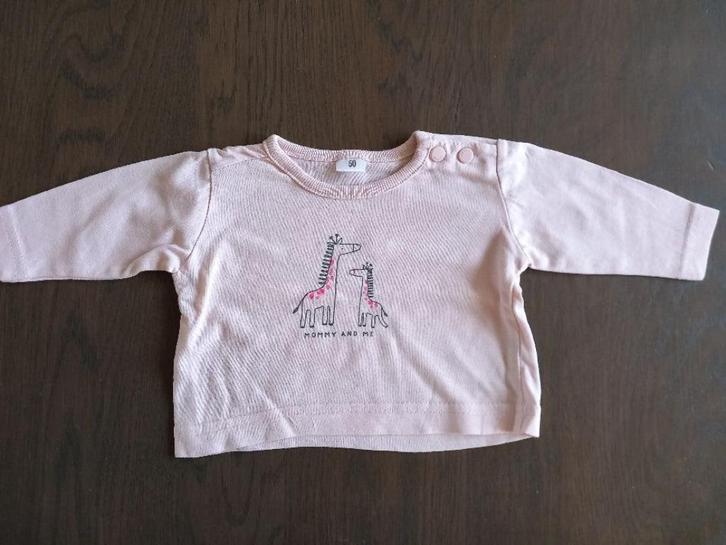 K23 Roze shirtje maat 50, Kinderen en Baby's, Babykleding | Maat 50, Zo goed als nieuw, Meisje, Shirtje of Longsleeve, Ophalen of Verzenden