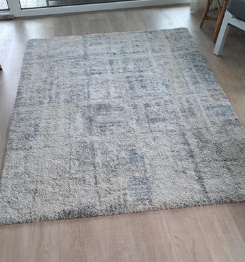 Vloerkleed in uitstekende staat.  Dit kleed verdient een. 2e beschikbaar voor biedingen