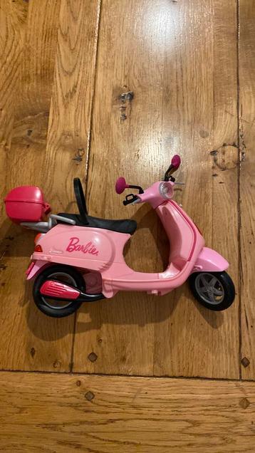 Barbie scooterrijder beschikbaar voor biedingen