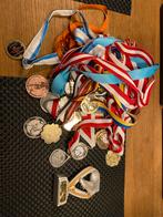 Medailles en beker voor symbolische prijs, Ophalen, Gebruikt