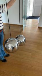 2 zilveren hanglampen (eettafel), Huis en Inrichting, Lampen | Vloerlampen, Ophalen, Zo goed als nieuw