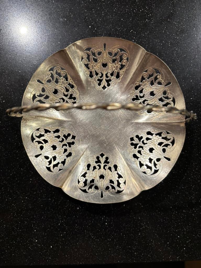 Verzilverd bonbonschaaltje met handvat, Ophalen of Verzenden
