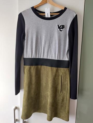 Vanilia jurk sweaterstof met elastiek band en zachte rok beschikbaar voor biedingen