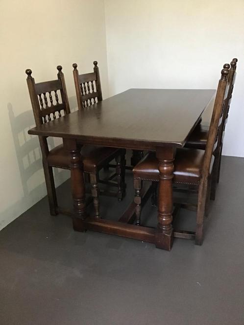 eetkamer tafel en 4 stoelen, Huis en Inrichting, Complete eetkamers, Zo goed als nieuw, 4 tot 6 stoelen, Ophalen