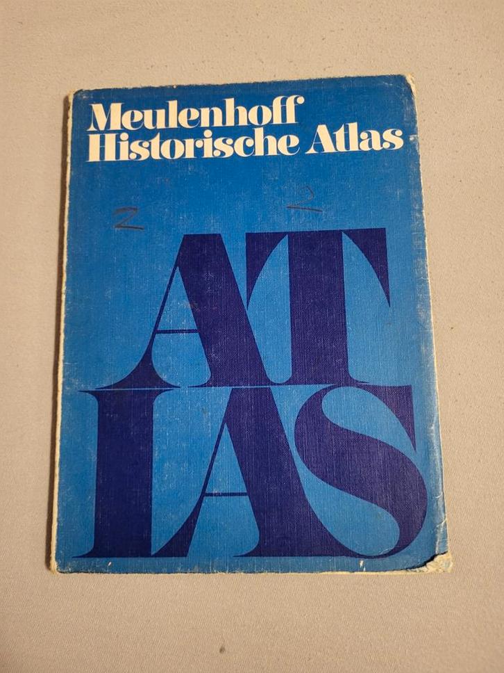 Meulenhoff Historische Atlas - 1972, Boeken, Atlassen en Landkaarten, Gelezen, Overige atlassen, Europa Overig, 1800 tot 2000