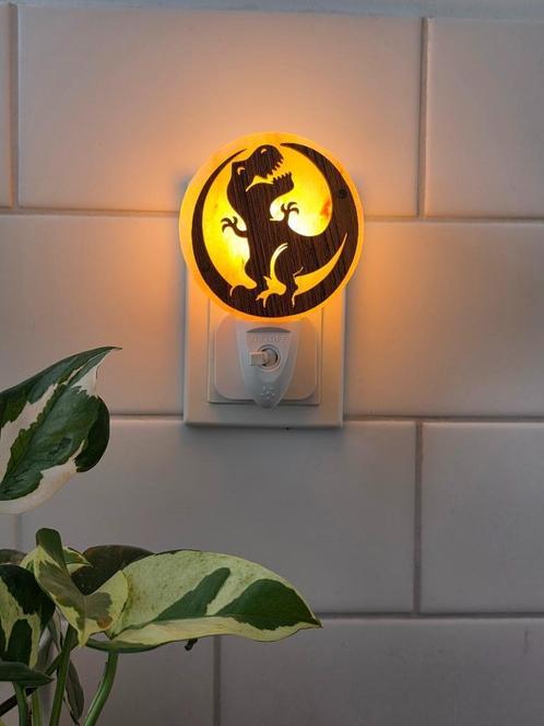 nachtlampje zoutsteen dino voor kinder of babykamer (NIEUW), Kinderen en Baby's, Kinderkamer | Inrichting en Decoratie, Nieuw