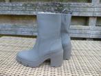 Nieuwe laarzen van het merk Zara maat 40, Hoge laarzen, Zara, Nieuw, Ophalen of Verzenden