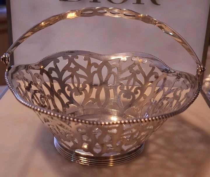 zilveren mandje met hengsel, Antiek en Kunst, Antiek | Goud en Zilver, Zilver, Ophalen of Verzenden