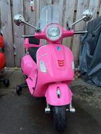 Accu Vespa Scooter GTS Deluxe 12V - Rood & Roze, Kinderen en Baby's, Ophalen, Gebruikt