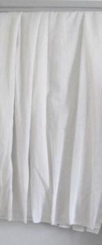 2 WITTE VITRAGE MET LICHTE  STRUCTUUR, Ophalen of Verzenden, Zo goed als nieuw, 200 cm of meer, 150 tot 200 cm