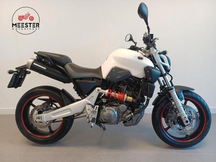 YAMAHA MT 03 (bj 2007) ZEER MOOI MT03 35KW A2, Motoren, Motoren | Yamaha, Bedrijf, Naked bike, 12 t/m 35 kW, Minimaal motorrijbewijs A2