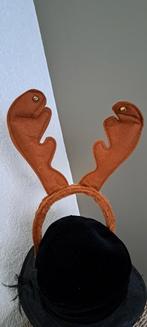 Haarband, 3 carnavals rendier geweien met belletjes, Ophalen of Verzenden, Zo goed als nieuw, Carnaval