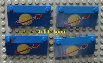 3939p91 (1) 4x blue Slope 33 3 x 6 with Inner Walls with Cla beschikbaar voor biedingen