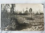 Wo1: fotokaart soldaten friedhof begraafplaats lazarette 13, Nederland, Foto of Poster, Ophalen of Verzenden, Landmacht