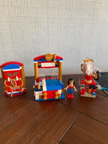 Lego DC Super Hero girls sets 41235 + 2 andere 