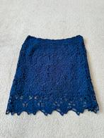 Donkerblauw kanten rokje van True Spirit, maat M, Kleding | Dames, Rokken, Maat 38/40 (M), Blauw, Ophalen of Verzenden, Boven de knie