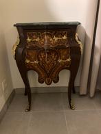 Bijzettafeltje met marmeren blad en een spiegeltje bij, Ophalen of Verzenden